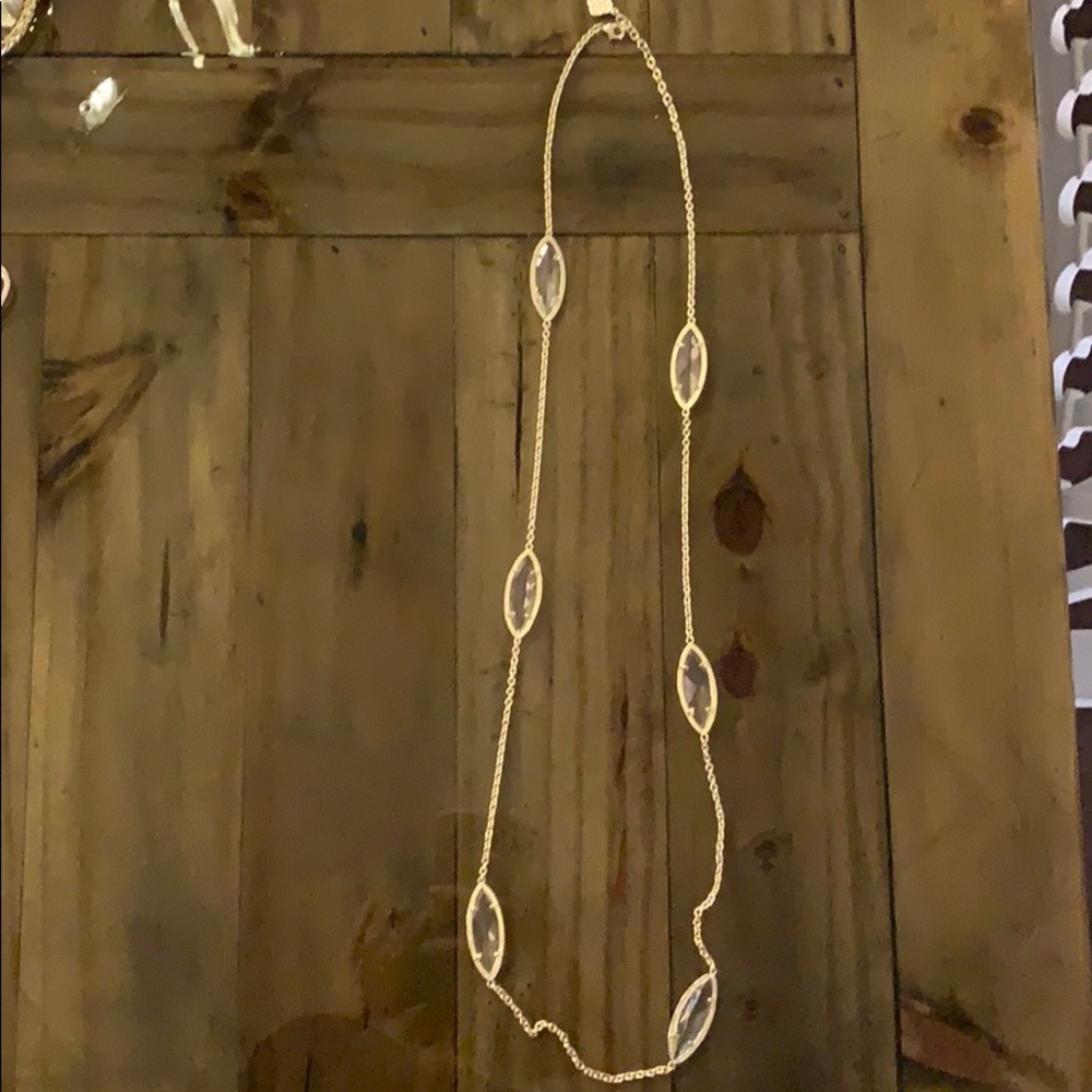 Kendra Scott necklace